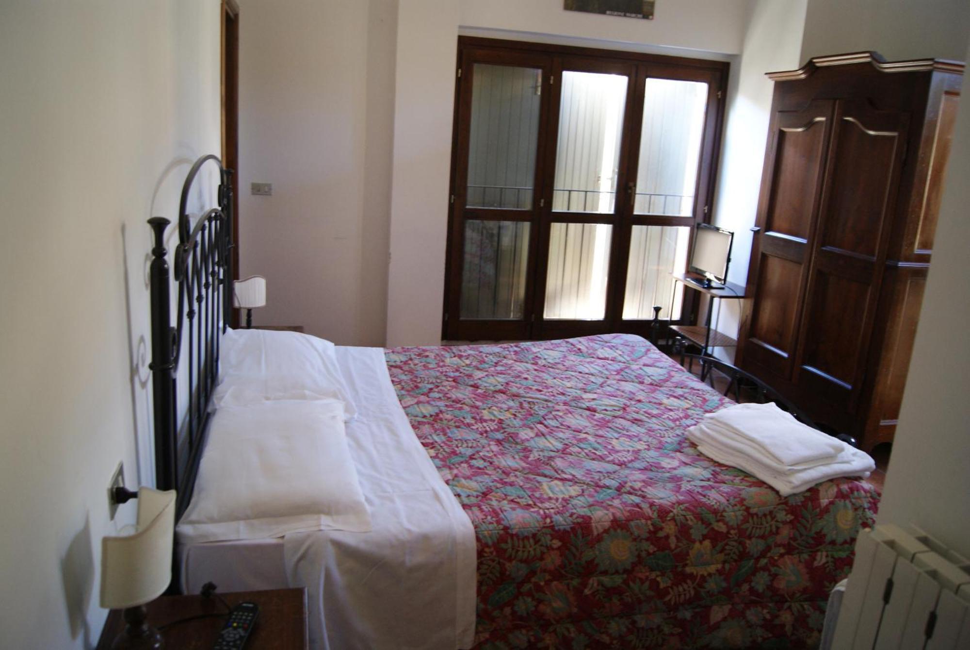 La Cittadella Dei Monti Sibillini Guest House มอนเตมอนาโก ภายนอก รูปภาพ