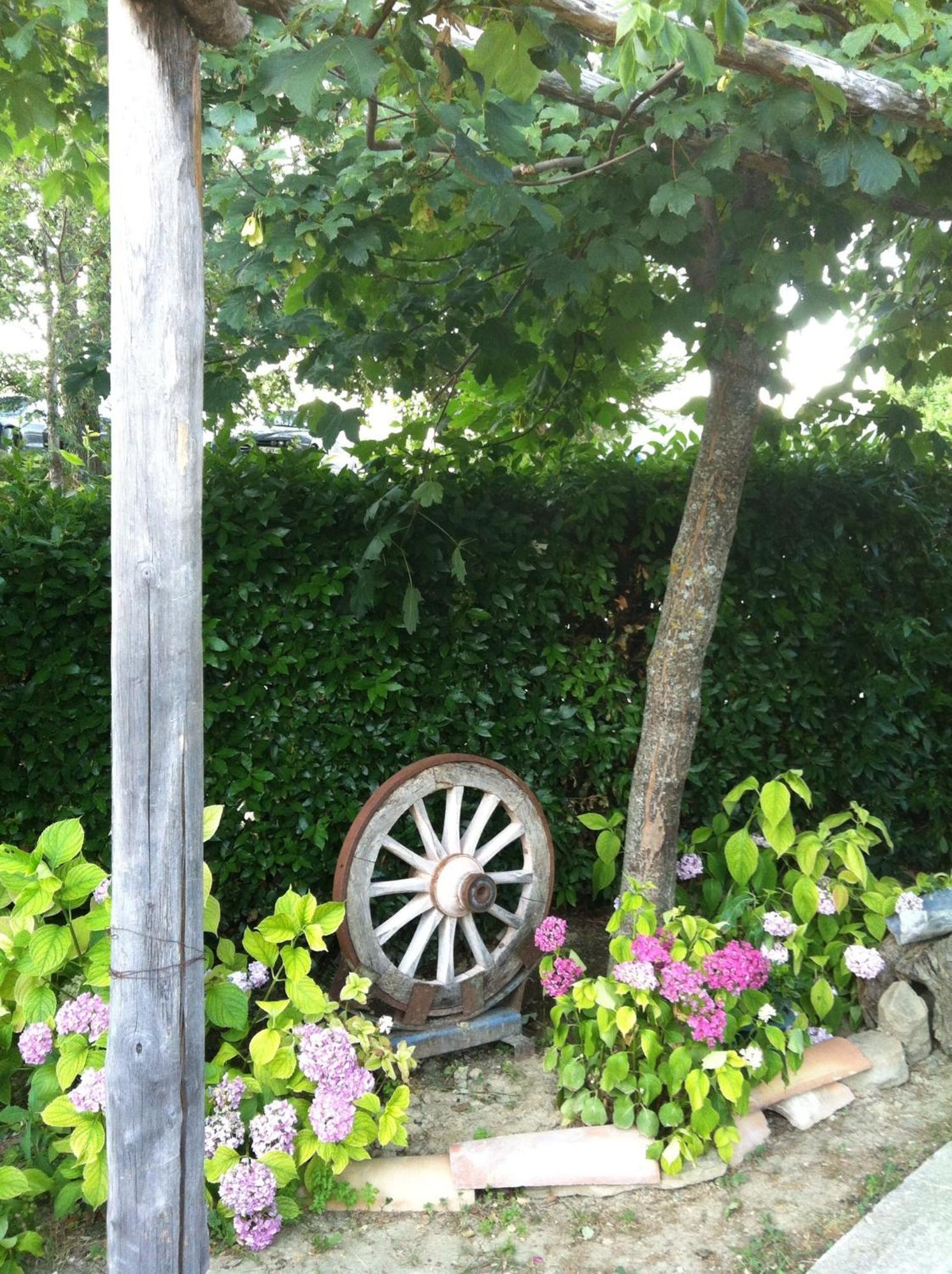 La Cittadella Dei Monti Sibillini Guest House มอนเตมอนาโก ภายนอก รูปภาพ